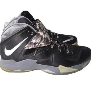 Nike LeBron Zoom Soldier 7 Basketball Shoes Men's  Size 12 Black
